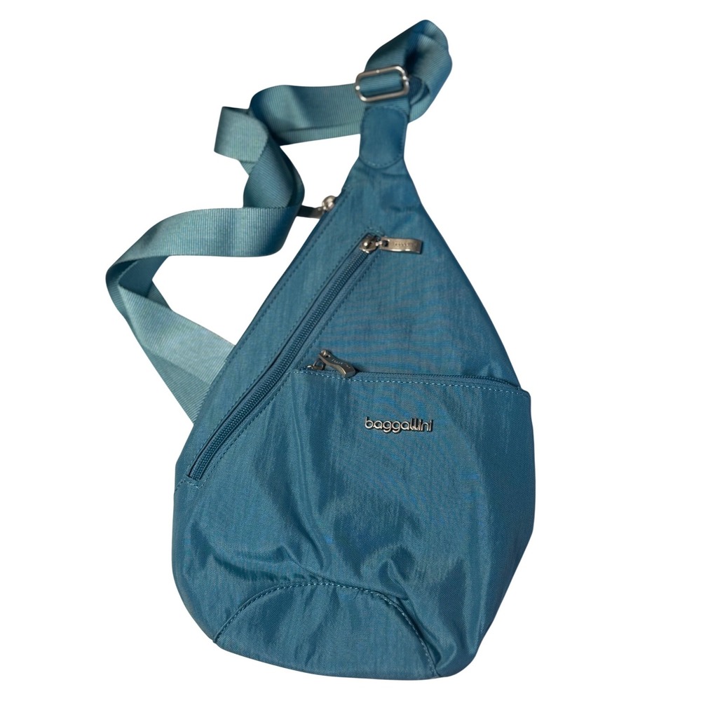 Baggallini Sling Bag Seaside Crossbody Travel Backpack Water Resistant Pocket